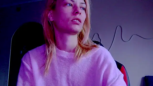 karo123421 online show from 10/03/25, 05:37