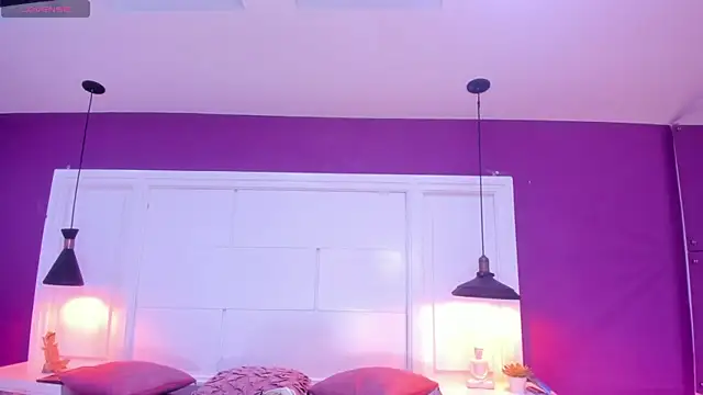 Snapshot of SilvanaCapelli chatting on 03/20/25, 10:32 SilvanaCapelli online show from 03/20/25, 10:32