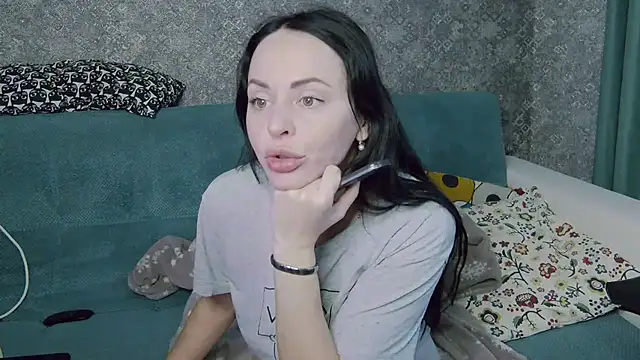 Brilliant Doll online show from 11/29/25, 02:36