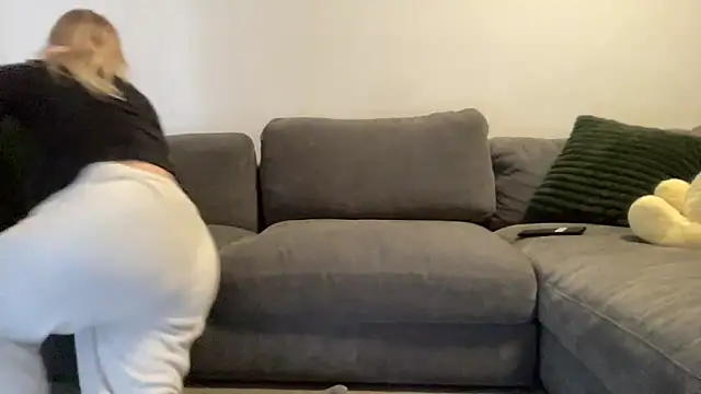 bigboobybabyxh online show from 04/10/26, 11:20