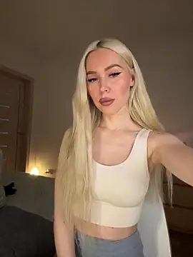 xDinnax online show from 11/23/25, 04:23