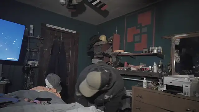 Snapshot of charactrzero chatting on 02/17/26, 11:44 charactrzero online show from 02/17/26, 11:44