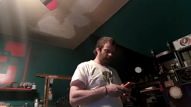 Snapshot of charactrzero chatting on 02/28/26, 01:28 charactrzero online show from 02/28/26, 01:28