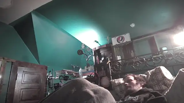 charactrzero online show from 04/09/26, 06:19