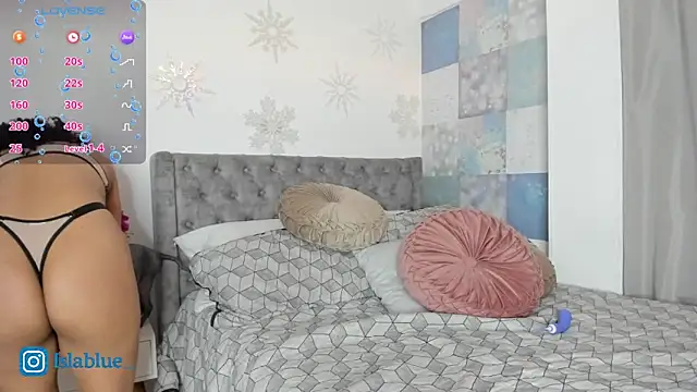 Kianna   online show from 03/09/26, 01:42