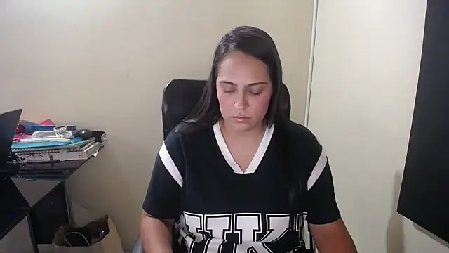 Snapshot of kendall_52 chatting on 12/02/24, 05:59 kendall 52 online show from 12/02/24, 05:59