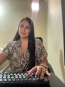 kendall 52 online show from 04/29/26, 08:04