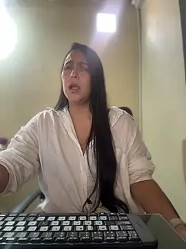 kendall 52 online show from 05/26/26, 03:41