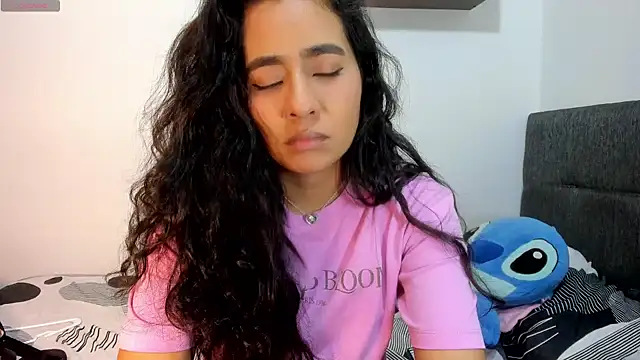 Snapshot of valeryvegas_2 chatting on 10/23/25, 03:17 valeryvegas 2 online show from 10/23/25, 03:17