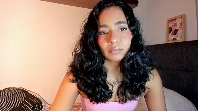 Snapshot of valeryvegas_2 chatting on 11/11/25, 12:32 valeryvegas 2 online show from 11/11/25, 12:32