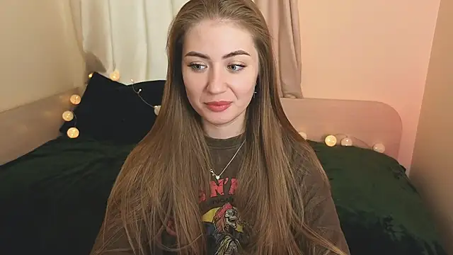 Adelyna Bird online show from 12/01/25, 08:30