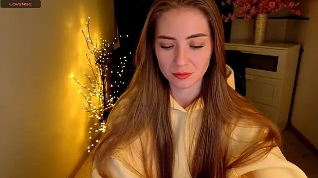 Adelyna Bird online show from 04/23/26, 07:09