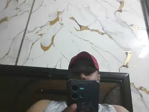 Snapshot of Indersaini148 chatting on 07/21/26, 04:15 Indersaini148 online show from 07/21/26, 04:15