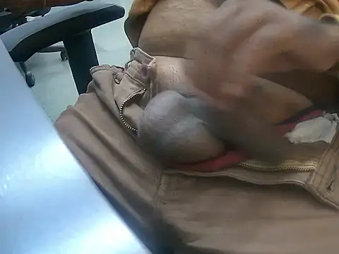 hotdikforu online show from 04/11/26, 09:02