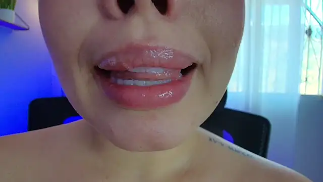 Snapshot of lisbet21x chatting on 01/31/25, 06:57 lisbet21x online show from 01/31/25, 06:57