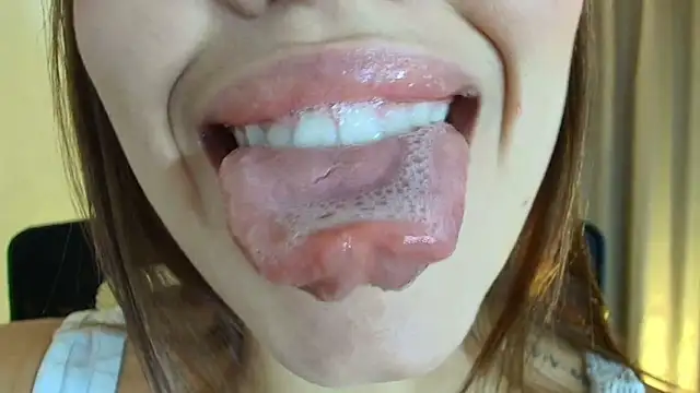 lisbet21x online show from 05/25/26, 10:05