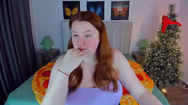 Snapshot of PolinaSalvatore chatting on 12/20/24, 02:16 PolinaSalvatore online show from 12/20/24, 02:16