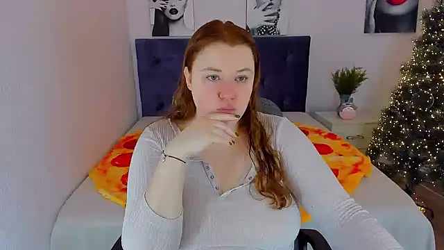 Snapshot of PolinaSalvatore chatting on 12/22/24, 08:05 PolinaSalvatore online show from 12/22/24, 08:05