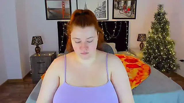 Snapshot of PolinaSalvatore chatting on 12/23/24, 08:44 PolinaSalvatore online show from 12/23/24, 08:44