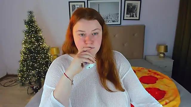 Snapshot of PolinaSalvatore chatting on 12/27/24, 06:53 PolinaSalvatore online show from 12/27/24, 06:53