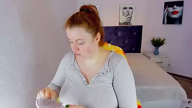 Snapshot of PolinaSalvatore chatting on 01/03/25, 07:38 PolinaSalvatore online show from 01/03/25, 07:38