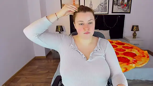 Snapshot of PolinaSalvatore chatting on 01/10/25, 10:50 PolinaSalvatore online show from 01/10/25, 10:50