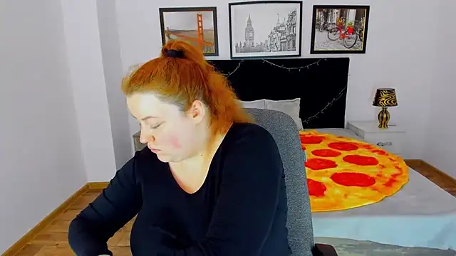 Snapshot of PolinaSalvatore chatting on 01/19/25, 10:50 PolinaSalvatore online show from 01/19/25, 10:50