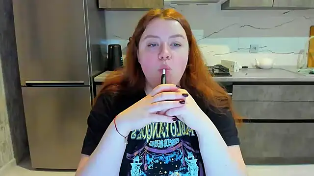 Snapshot of PolinaSalvatore chatting on 02/20/25, 10:48 PolinaSalvatore online show from 02/20/25, 10:48