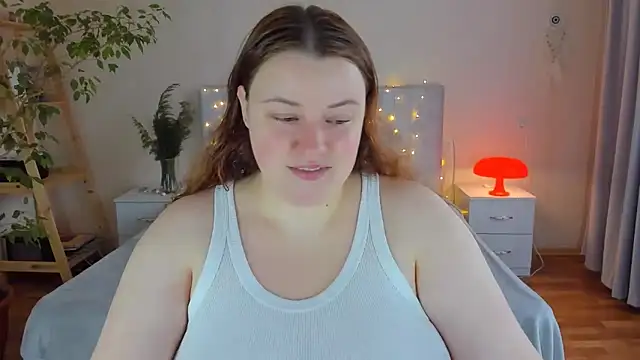 Snapshot of PolinaSalvatore chatting on 10/28/25, 10:19 PolinaSalvatore online show from 10/28/25, 10:19