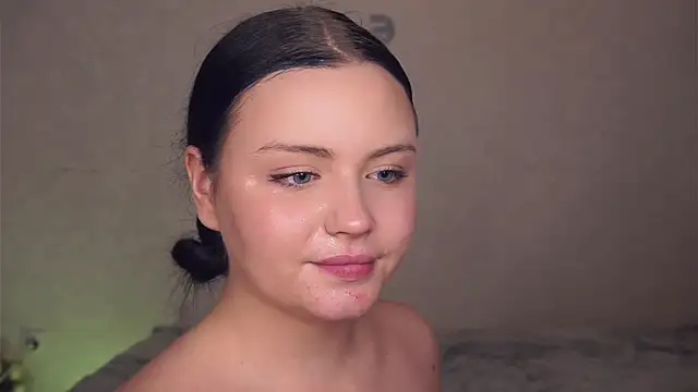 missbeatriss online show from 01/31/25, 04:38