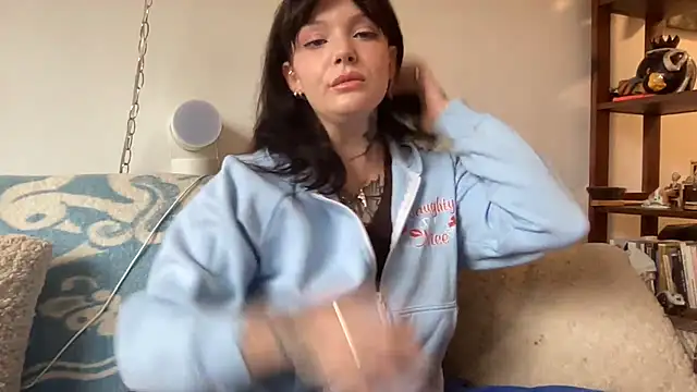 SweetMaisie online show from 02/16/26, 10:50
