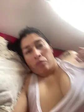 andreaisis2 online show from 01/26/25, 05:13