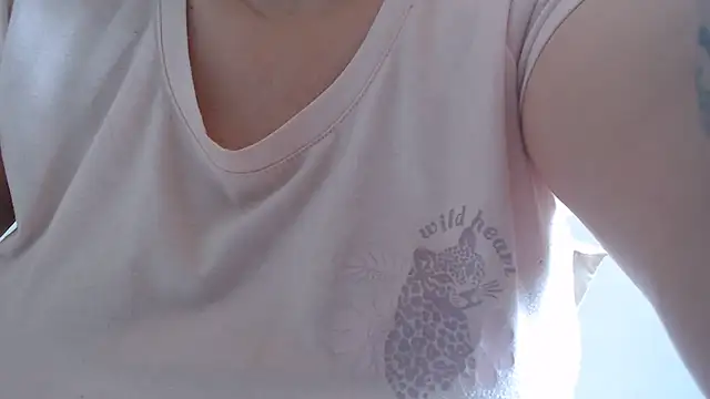andreaisis2 online show from 06/25/26, 06:12