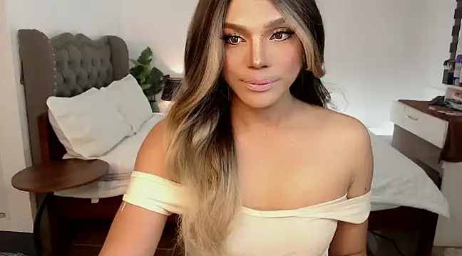 Snapshot of liaa_lurrecams chatting on 01/02/25, 10:58 liaa lurrecams online show from 01/02/25, 10:58