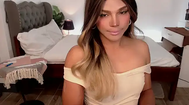 Snapshot of liaa_lurrecams chatting on 02/02/25, 02:24 liaa lurrecams online show from 02/02/25, 02:24