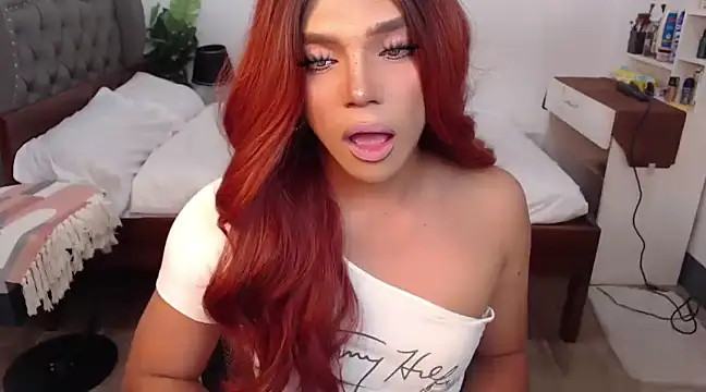 Snapshot of liaa_lurrecams chatting on 03/15/25, 05:59 liaa lurrecams online show from 03/15/25, 05:59