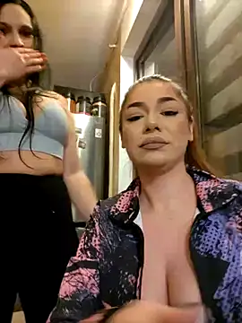 Snapshot of Ella_sweety chatting on 02/15/25, 09:37 Ella sweety online show from 02/15/25, 09:37