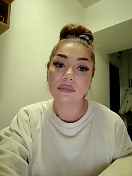 Snapshot of Ella_sweety chatting on 12/03/25, 09:35 Ella sweety online show from 12/03/25, 09:35