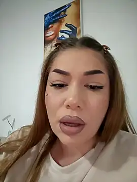 Snapshot of Ella_sweety chatting on 07/11/26, 08:00 Ella sweety online show from 07/11/26, 08:00