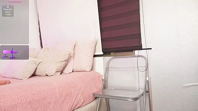 Alexxandra 12 online show from 10/11/25, 08:24