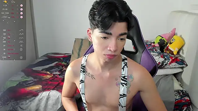 santy7v7 online show from 02/18/25, 01:22