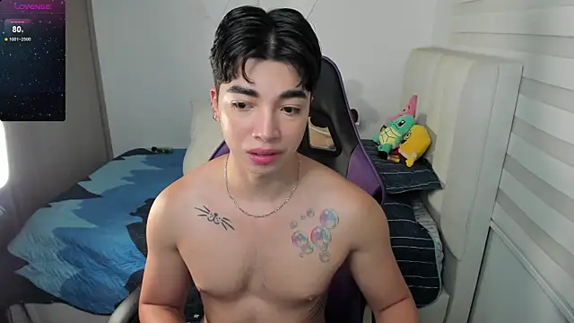 santy7v7 online show from 10/12/25, 01:21