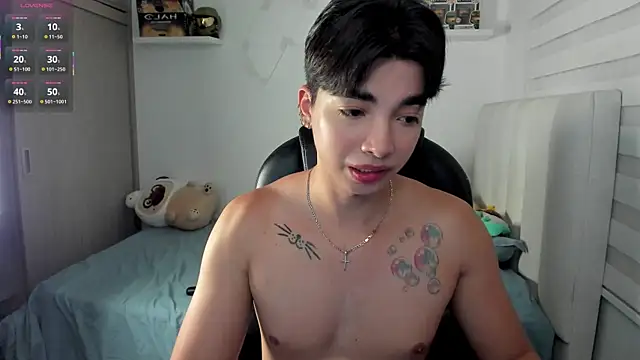 santy7v7 online show from 01/12/26, 01:38