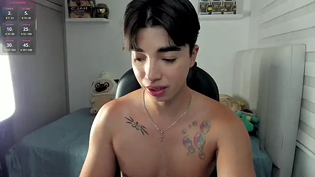 santy7v7 online show from 01/16/26, 01:37