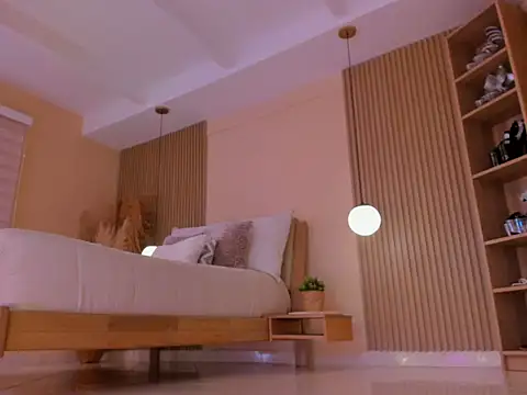 EricaCopola online show from 11/21/25, 01:59