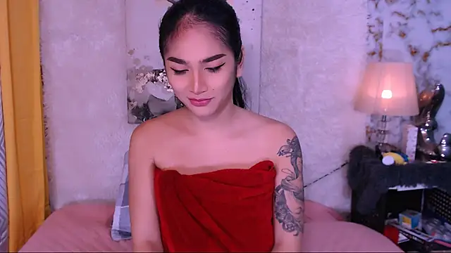 Oriental Tiara online show from 12/15/24, 08:47