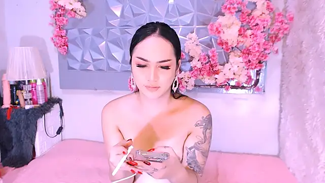 Oriental Tiara online show from 12/22/25, 12:46