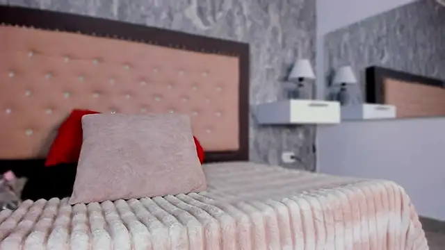 Lia sarahi online show from 09/11/25, 11:32