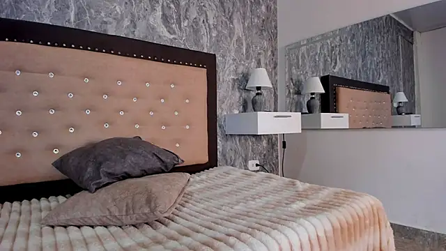 Lia sarahi online show from 09/25/25, 11:36