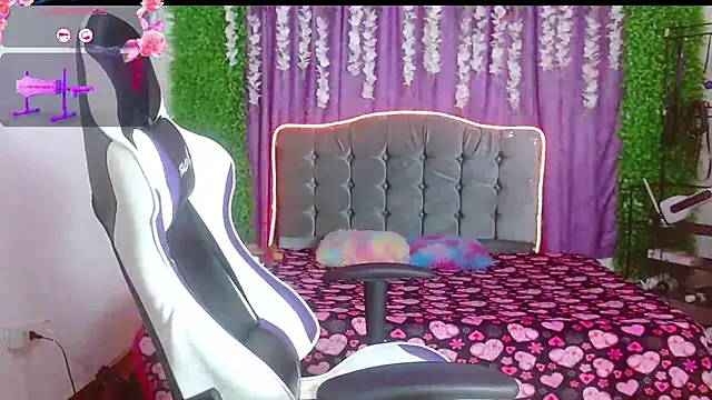 ariana-lopez online show from 05/20/26, 03:07